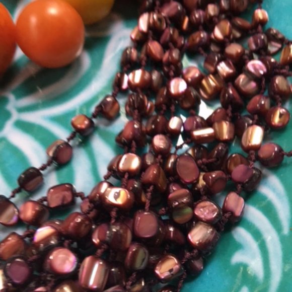 Stunning, 5 Stranded, Purple/Brown, Shell Necklace - Picture 6 of 6